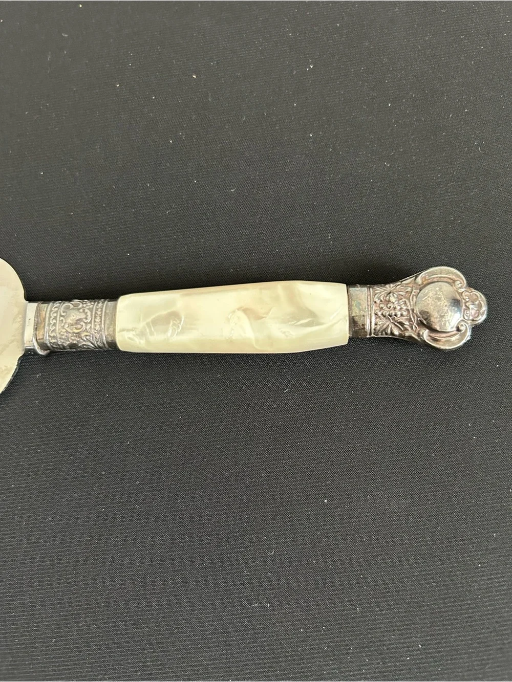 Vintage Sheffield England Silver Plate Mother of Pearl Handle Cake Server